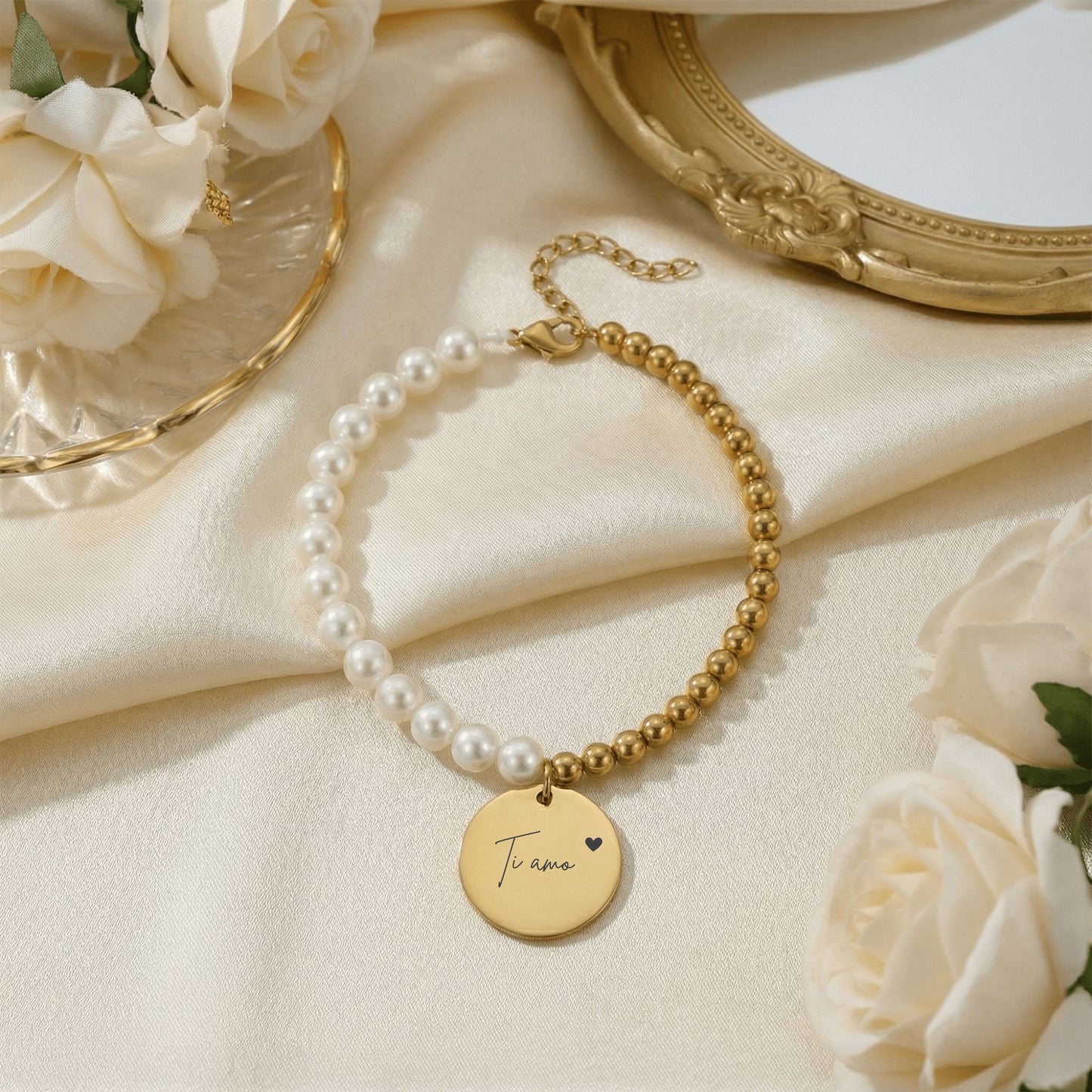 Premium Pearl & Gold Coin Bracelet "Love you" (Italian)